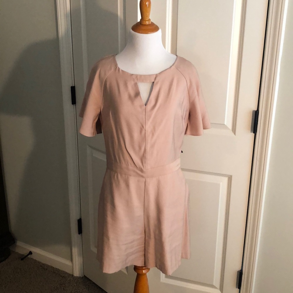 Banana Republic romper, worn once. Sz 2